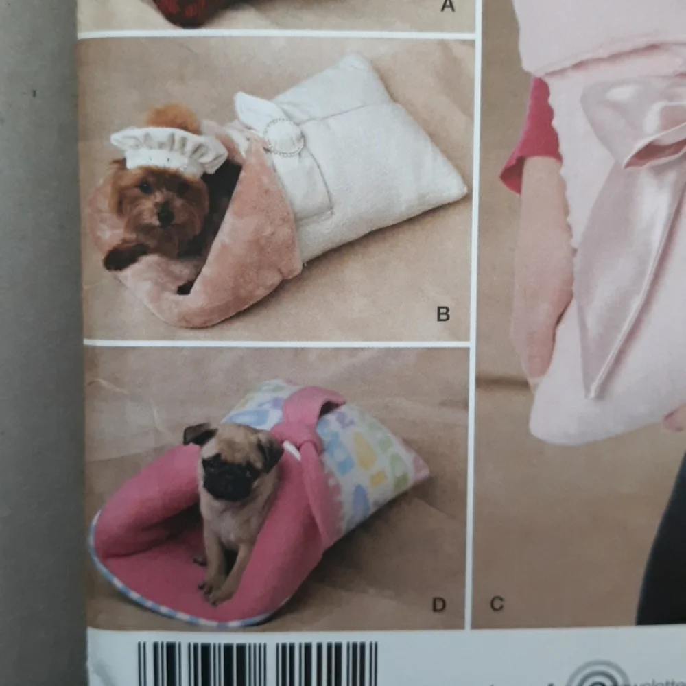 Pattern for dog beds and beret and bonnets